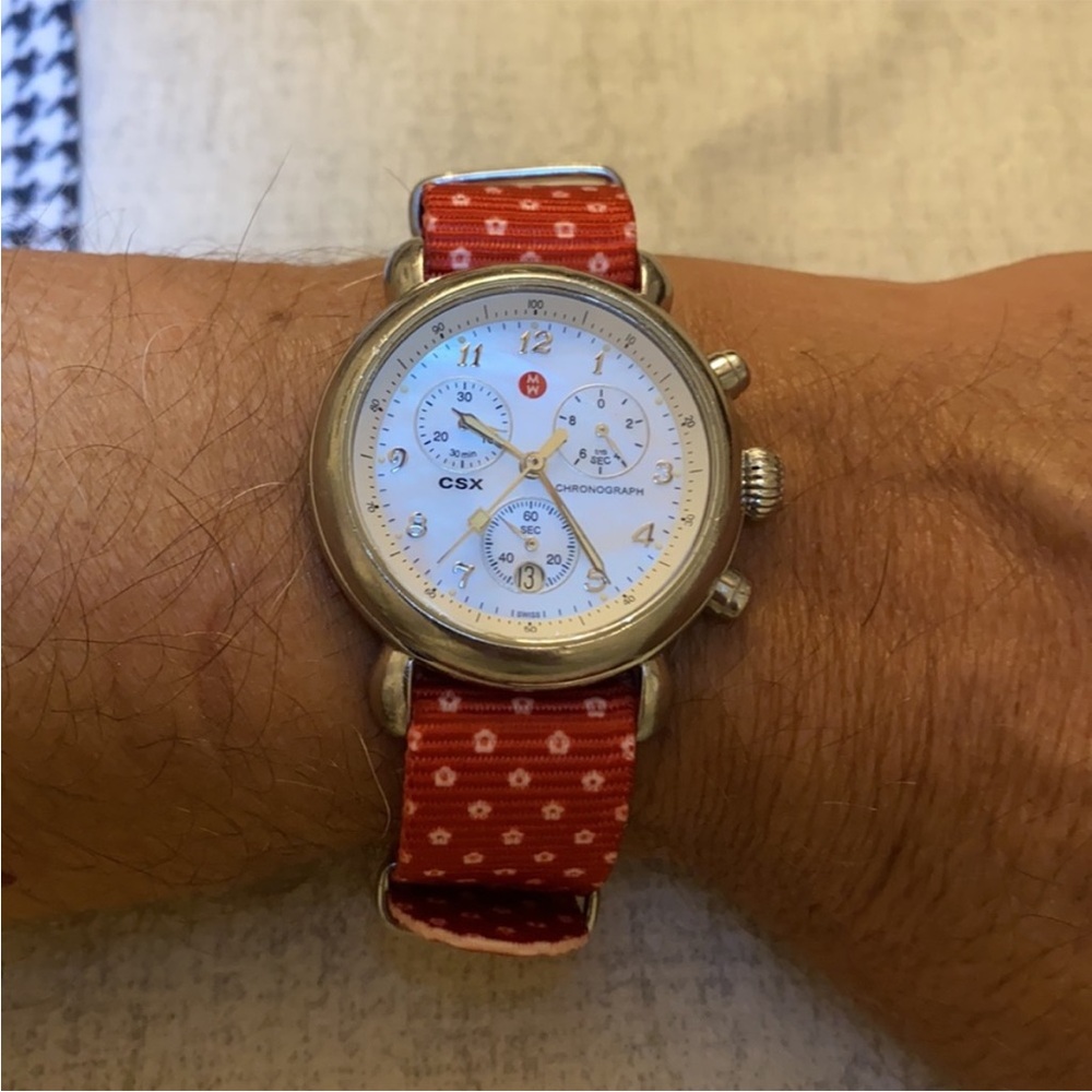 Stylish Interchangeable Watch Straps - Picture 4 of 8